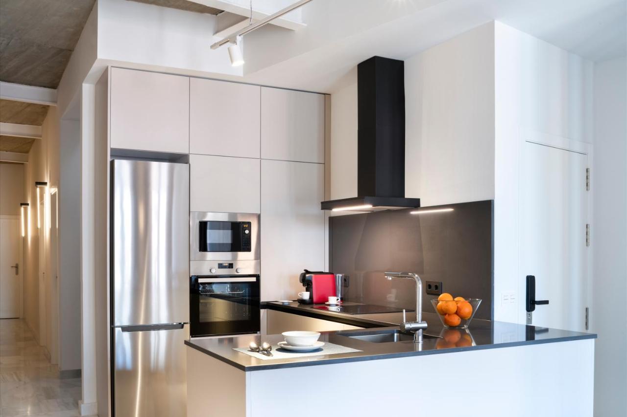 Magno Apartments San Gil - Shared Jacuzzi Seville Ngoại thất bức ảnh